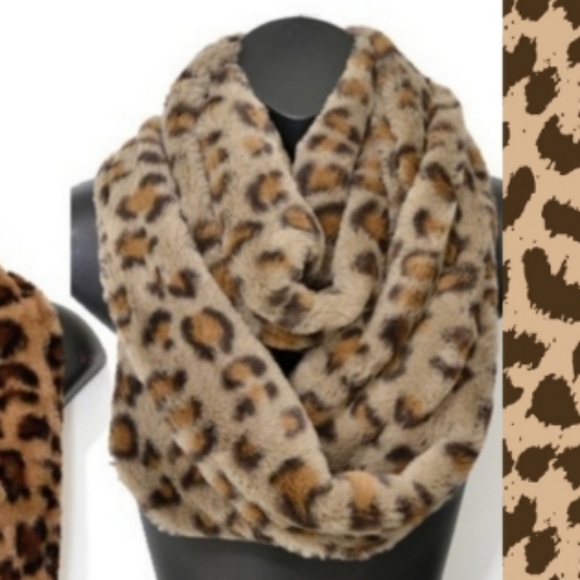 New! Plush Cheetah Print Fuzzy Leopard Infinity Scarf - Picture 2 of 4